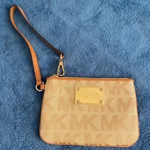 Michael Kors wristlet